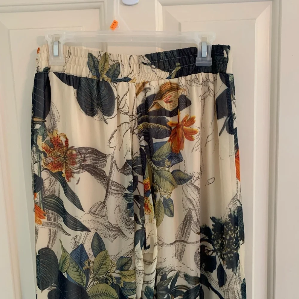 Papaya Floral Flowy Wide Leg Pants - Picture 3 of 7